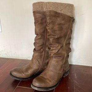 Rieker boots, size 41, Brown with wool lining. In excellent condition.